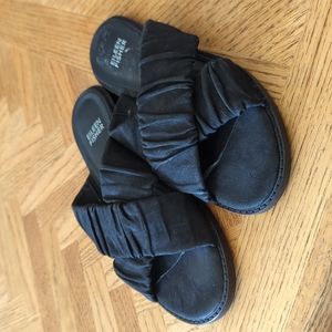 Eileen Fisher Slide Sandal